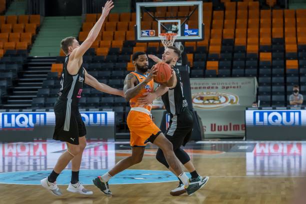 款或长期赞 款或长期赞